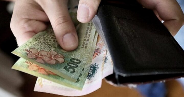Indec: Los salarios subieron un 6,2% en mayo