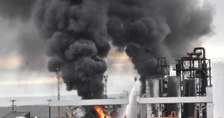 Explosión e incendio en NAO deja tres muertos en una refinería