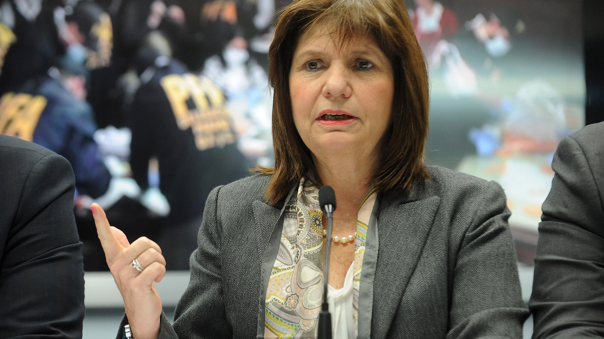 Investigan aportes ilegales a Patricia Bullrich - Deuda Prometida