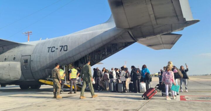 Llegaron a Roma los primeros argentinos evacuados de Israel