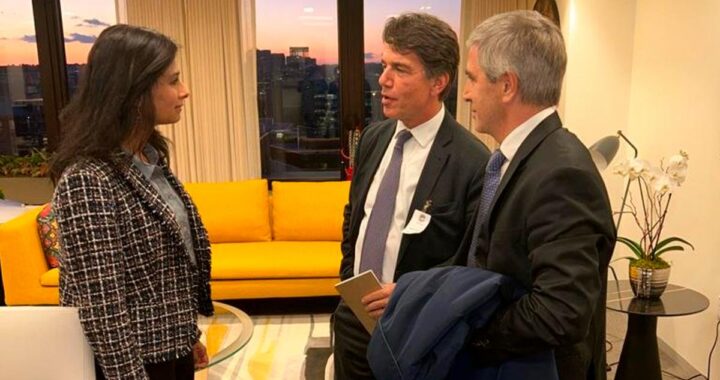 Llega la primera misión del FMI desde la asunción de Javier Milei