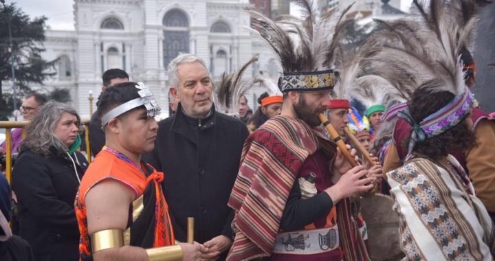 Con una multitudinaria convocatoria, se realizó en La Plata la escenificación del Inti Raymi