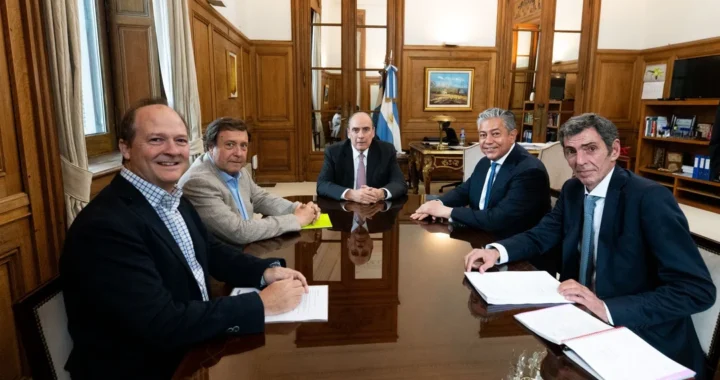 Guillermo Francos se reunió con los gobernadores de Neuquén y Río Negro