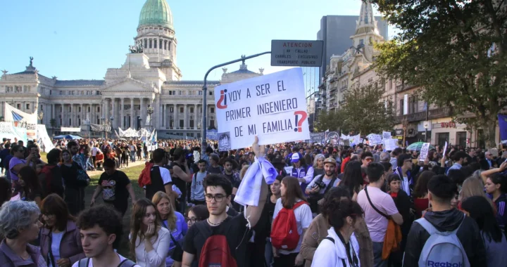 Marcha Federal en defensa de la universidad pública