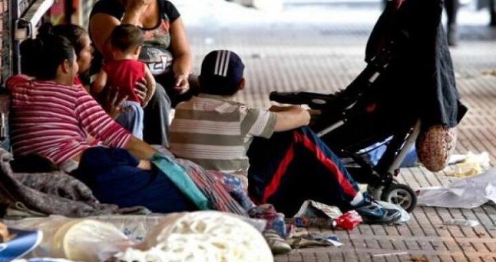 Más de $1 millón es lo que necesitó una familia para no ser pobre en 2024