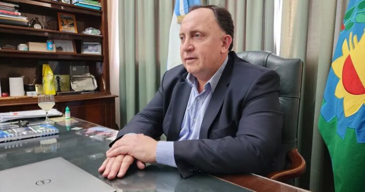 Osuna pidió que Massa encabece la lista de senadores por la primera sección electoral