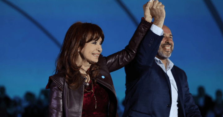Tincho Ascúa: «Milei, te vamos a meter la motosierra en el culo»