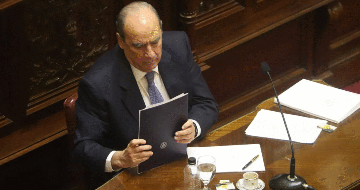 Guillermo Francos la está viendo: «Un futuro de pobreza»