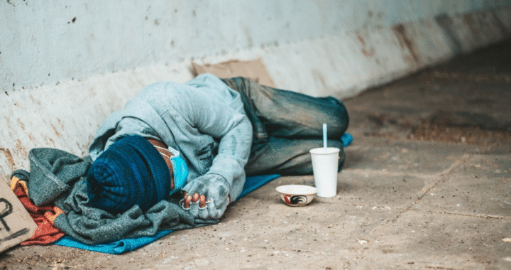 Nuevas muertes por frío en las calles, el signo de un gobierno que no hace nada
