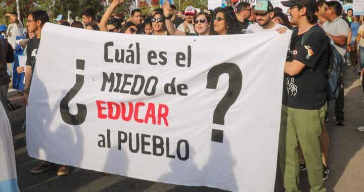Masiva marcha en La Rioja para respaldar la ley de financiamiento universitario