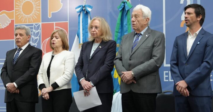 Alak destacó la «ejemplar realización de las primeras elecciones no concurrentes» en la Provincia