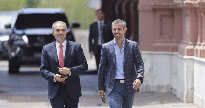 Después de la victoria, se reavivó la interna entre los Menem y Santiago Caputo