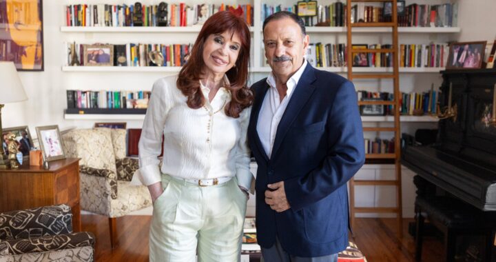 Cristina recibió a Quintela en San José 1111