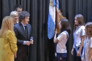 Vouchers para todos, fondos para nadie: Milei avanza con la reforma educativa