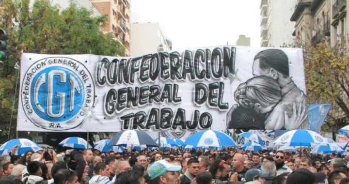 La CGT marchará contra la quita de derechos de Milei