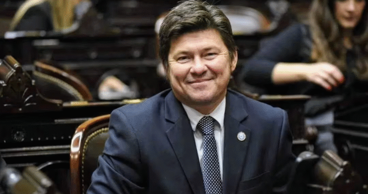 ¡Insólito! Un libertario le agradeció a Milei obras del peronismo