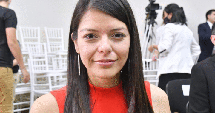 Escándalo de la casta: una senadora libertaria se quiso robar un despacho