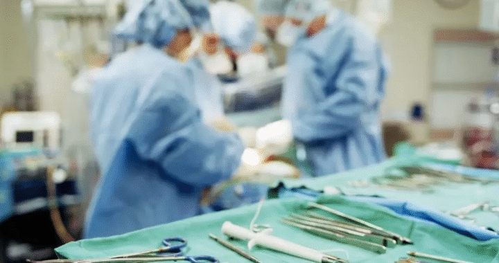 El Gobierno habilitó la chatarra médica importada para clínicas y hospitales