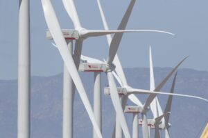 La Rioja descartó riesgos sobre sus activos y apuntó contra la deuda multimillonaria de Milei