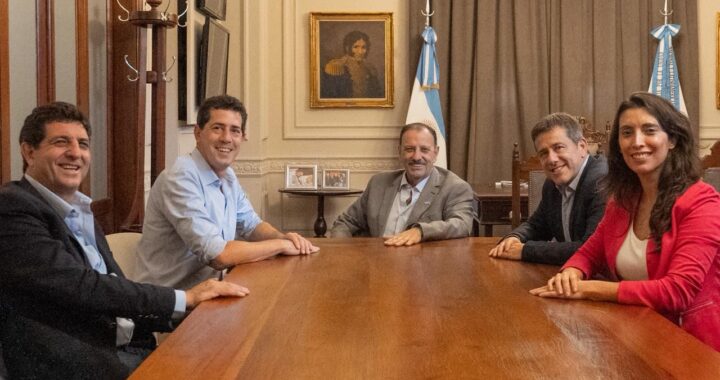 Quintela profundiza el diálogo con dirigentes nacionales y apuesta a la unidad para construir una alternativa política