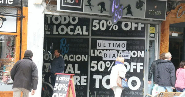 Otra persiana baja en la textil: una importante marca nacional anunció su cierre definitivo