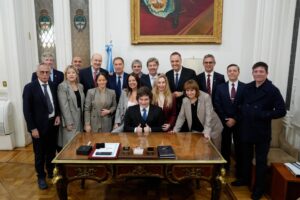 Milei blinda a la casta: la reforma política y la constitución de una partidocracia