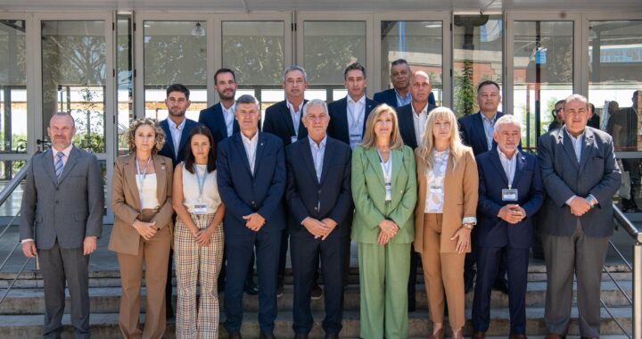 Consejo Federal de Intendentes: Alak pidió «un nuevo pacto fiscal» para revertir la caída «brutal» de la coparticipación