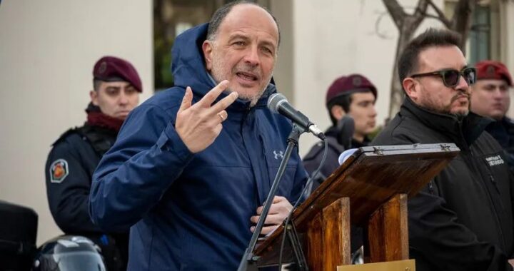 Intendente de Tres Arroyos le responde al Gobierno: «Cuando llegan menos fondos se complica sostener seguridad o salud»