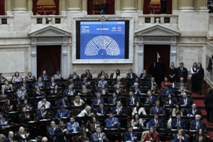 Los libertarios aprobaron la reforma en glaciares con apoyo del Pro y la UCR