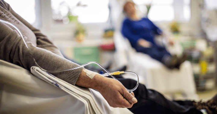 Gracias a Milei, pacientes oncológicos se quedan sin atención