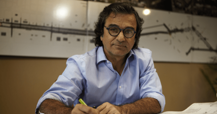 Renunció un funcionario libertario por bienes no declarados en Estados Unidos