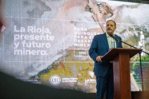 Quintela presentó el Plan Minero 2026-2030 con desarrollo productivo, control estatal y transición energética