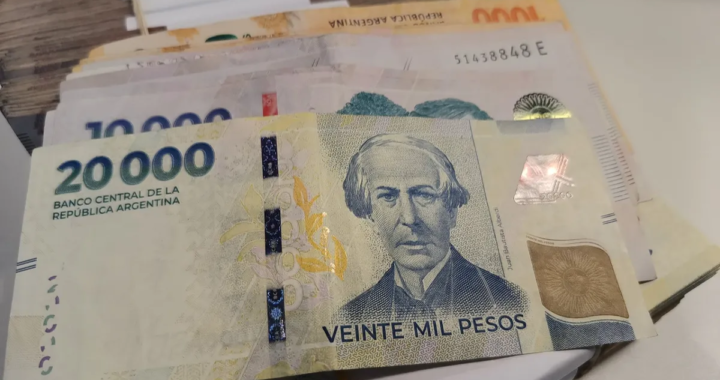 Muy por arriba de los sueldos: para no ser pobre en Argentina se necesita casi $1 millón y medio