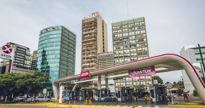 Vacaciones de invierno con promoción: ofrecen descuentos para la carga de nafta