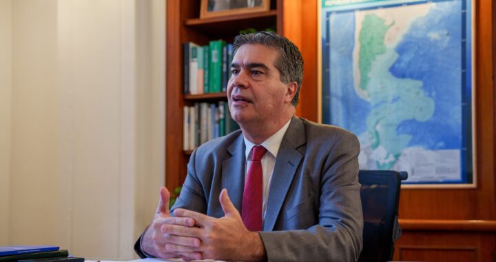 Capitanich reclamó una política exterior autónoma frente al escenario de guerras