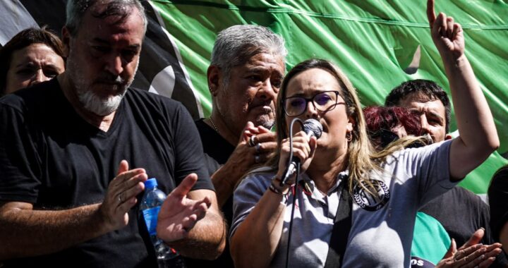 Semana de protestas: ATE marchó a Economía, va contra la Ley de Tierras y se suma a San Cayetano