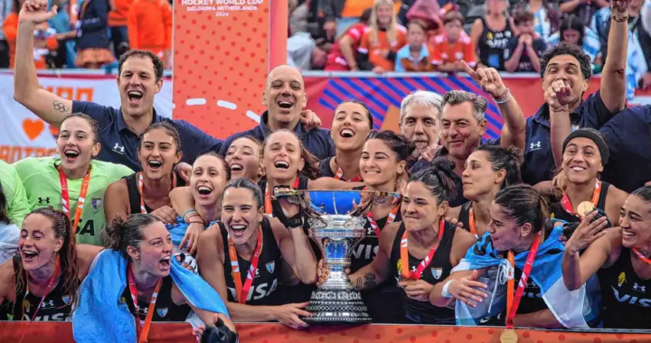 Tras consagrarse campeonas del mundo, Las Leonas apuntaron contra Milei: «Más apoyo e inversión»