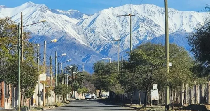 El Nevado de Famatina fue seleccionado para competir en el certamen «Montaña Turística de Fama Mundial 2026»