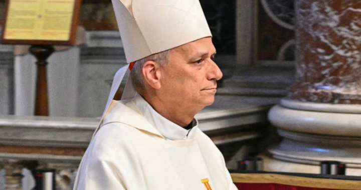 La Iglesia le marca la cancha a Milei antes de la llegada del Papa y exige respuestas por la crisis social